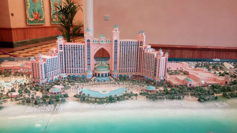 model of the atlantis palm hotel dubai